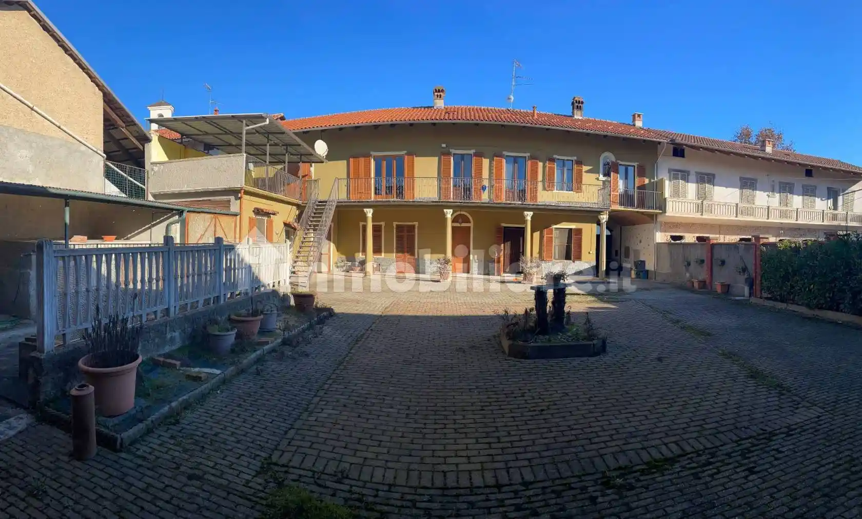 Casa indipendente in vendita a Moncrivello