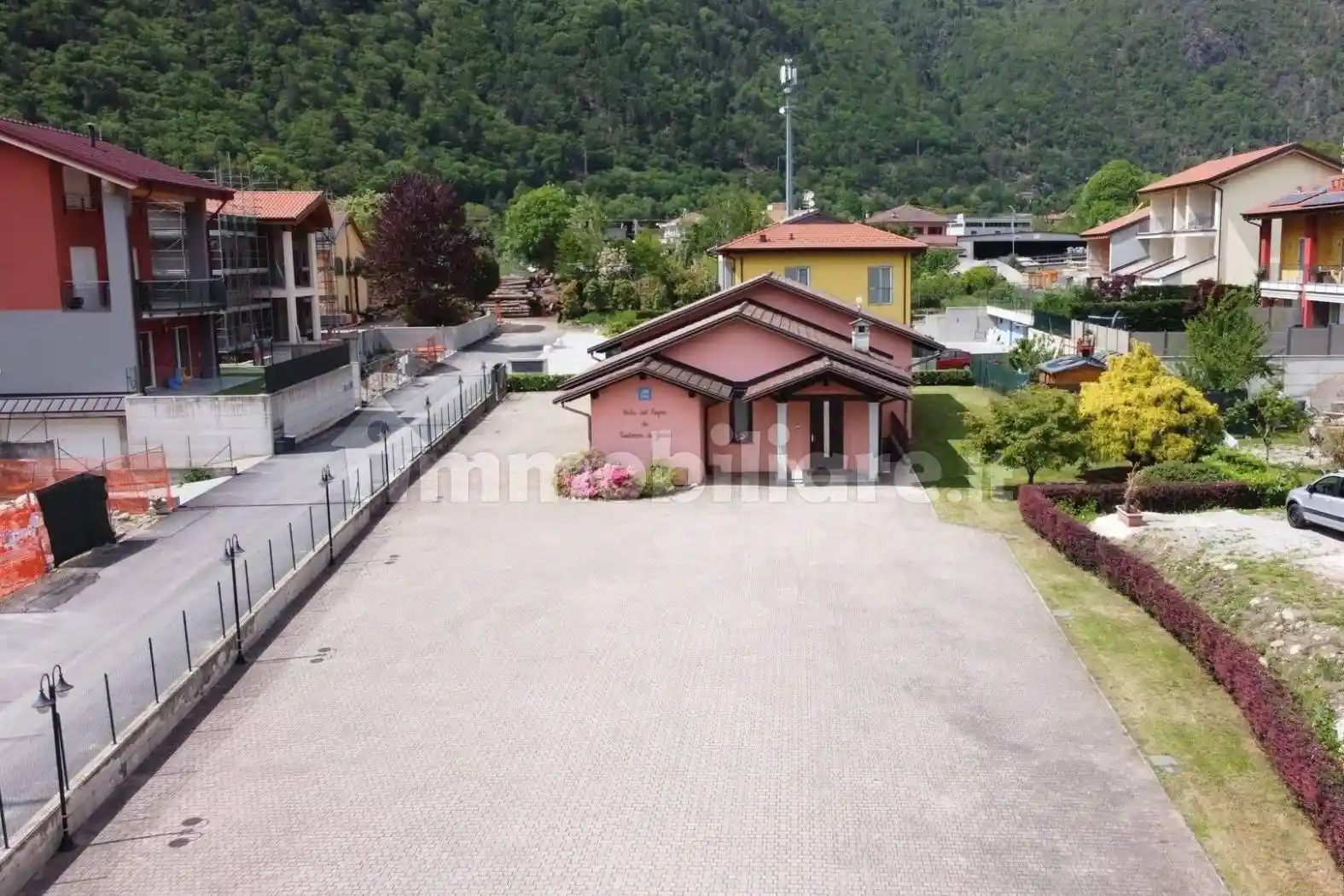 Palazzo - Edificio in vendita a Cannobio