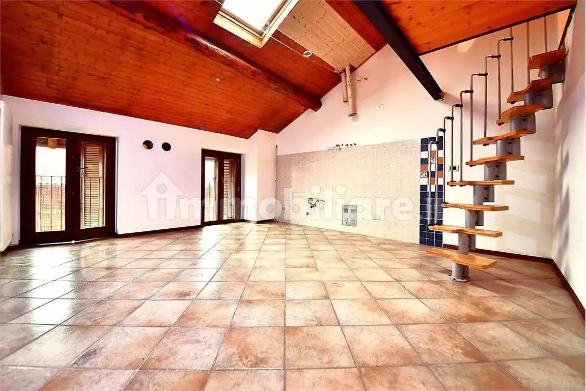 Appartamento in vendita a Turate