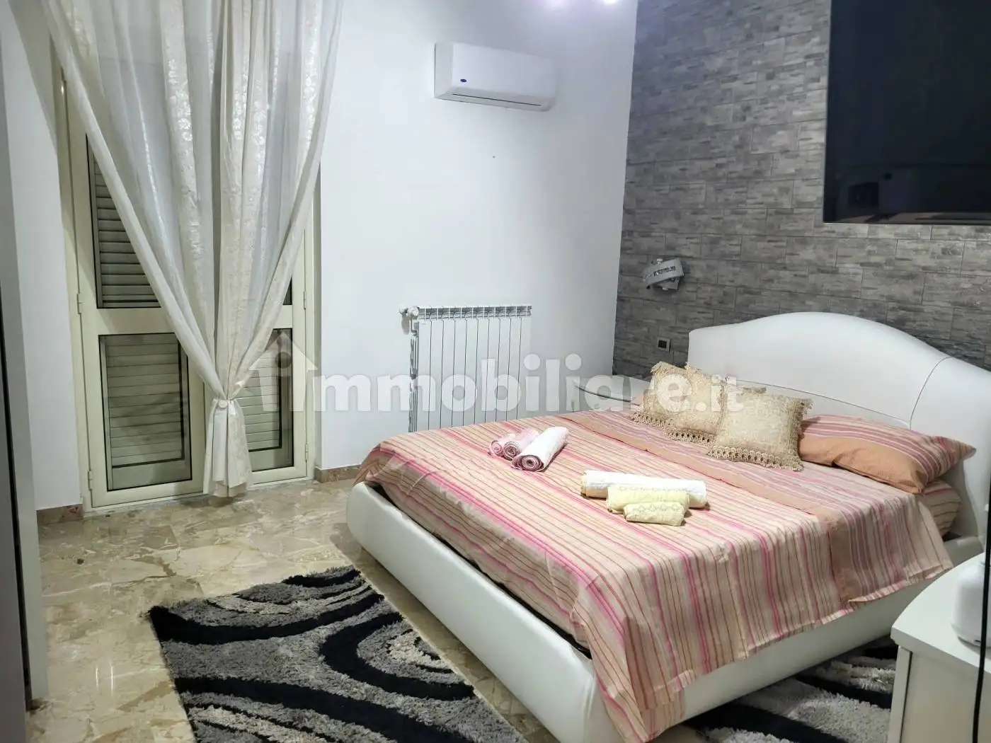 Appartamento in vendita a Locri