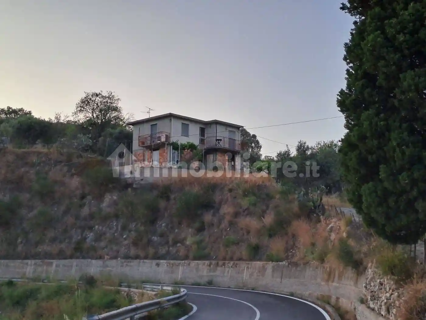 Casa indipendente in vendita a Benestare