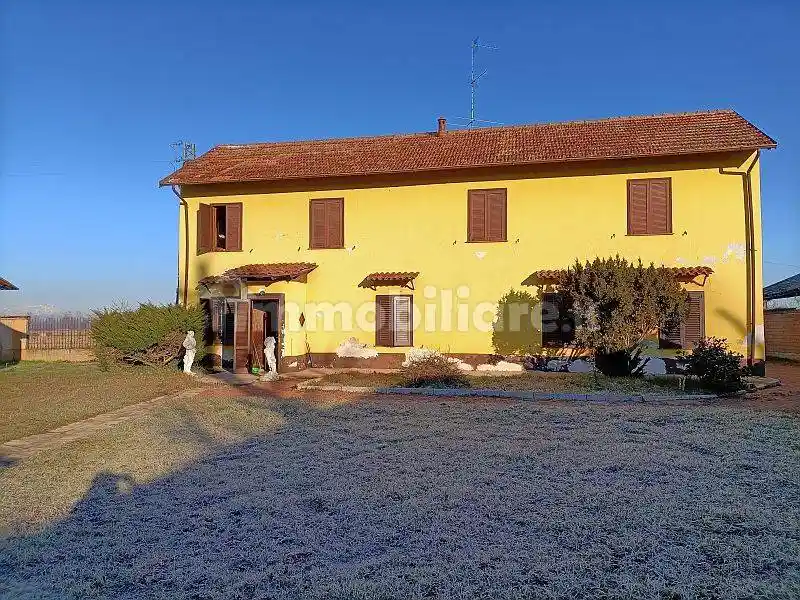 Rustico - Casale in vendita a Mortara