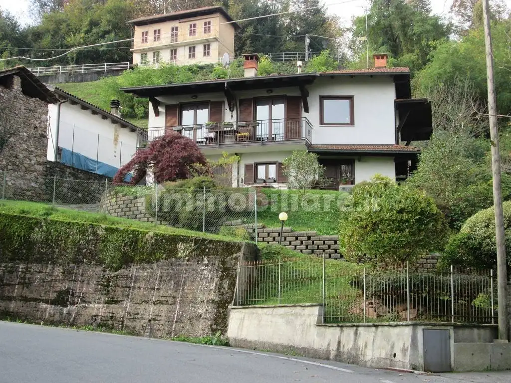 Villa in vendita a Ailoche