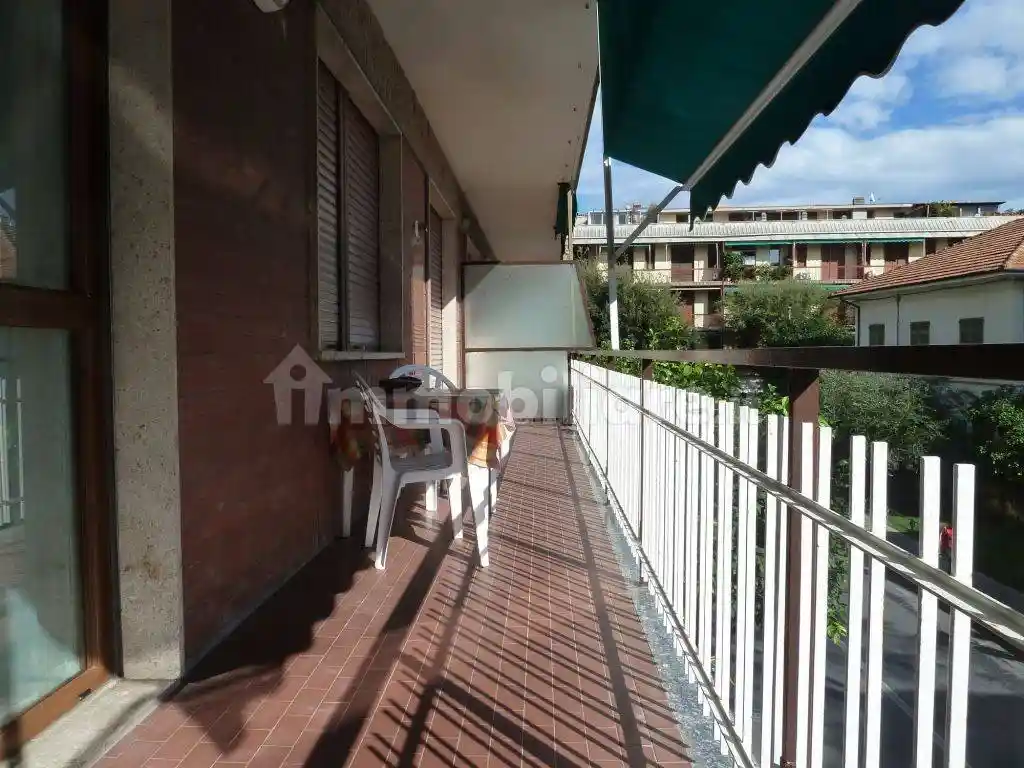 Trilocale via Cristoforo Colombo 45, Centro, Diano Marina - foto 5