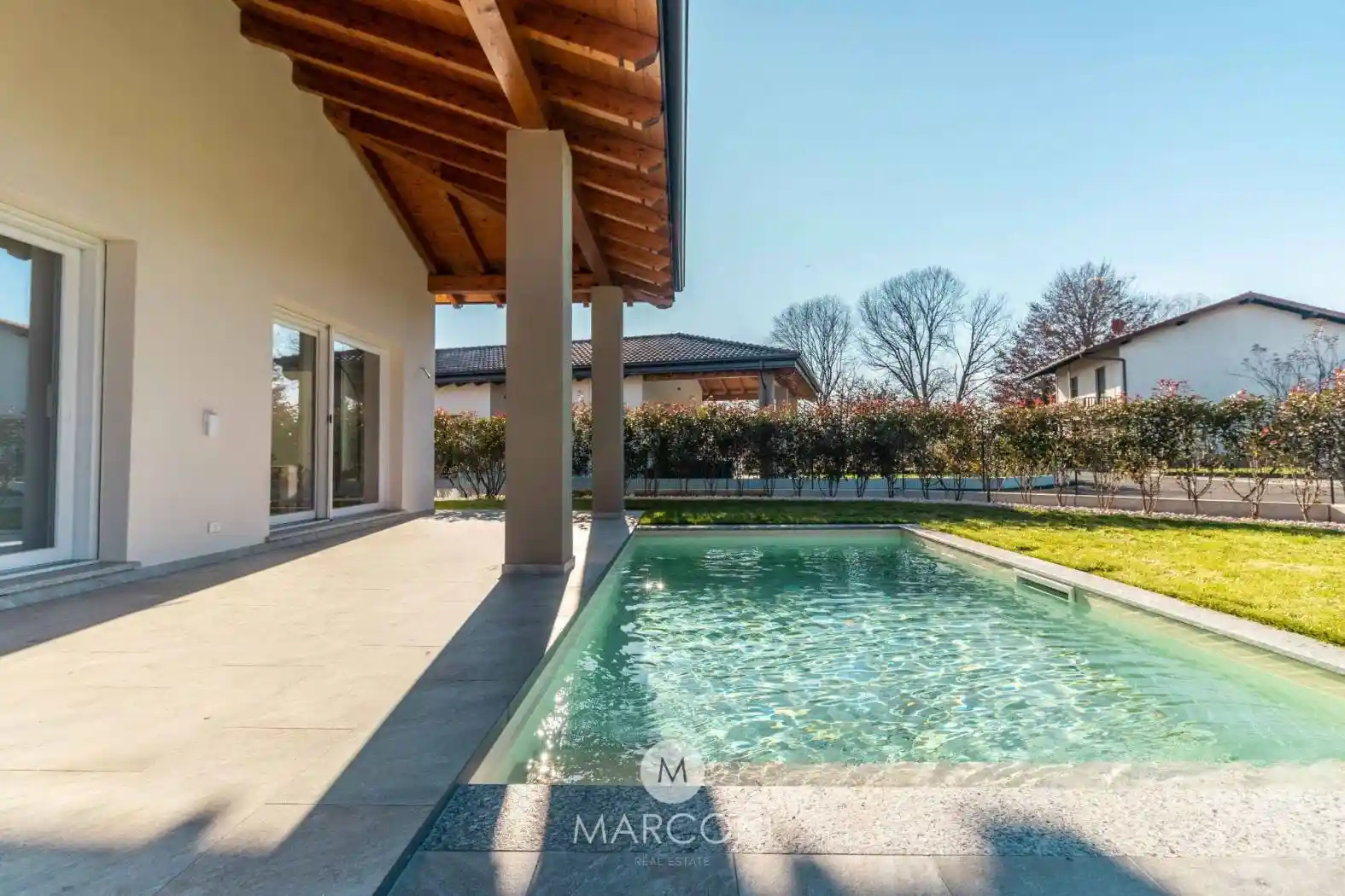 Villa in vendita a Arona