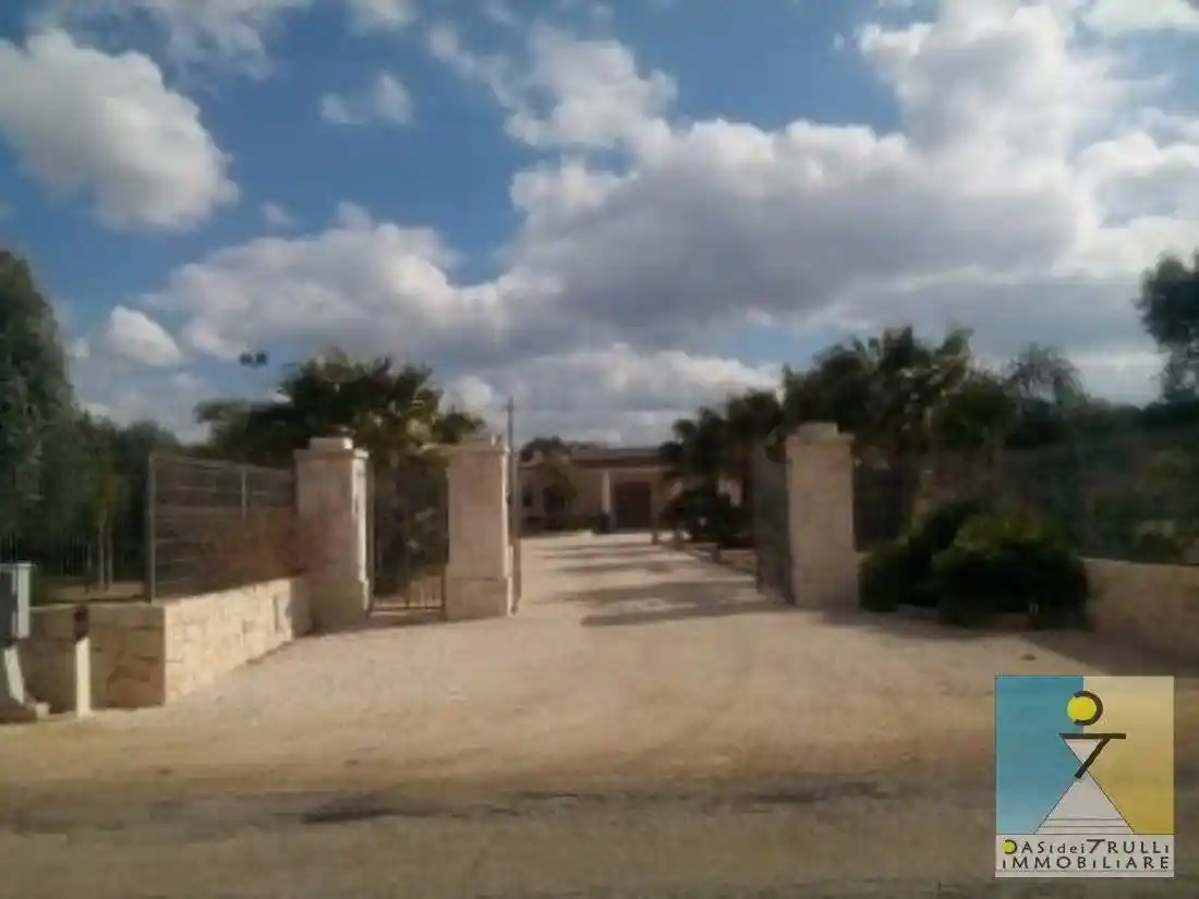 Villa in vendita a San Vito dei Normanni