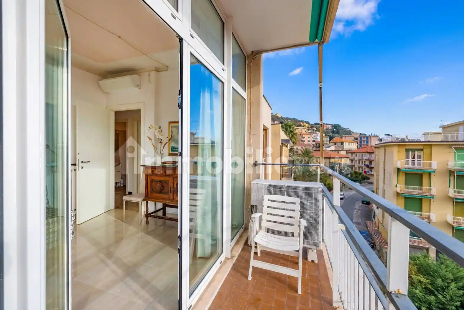 Appartamento in affitto a Finale Ligure