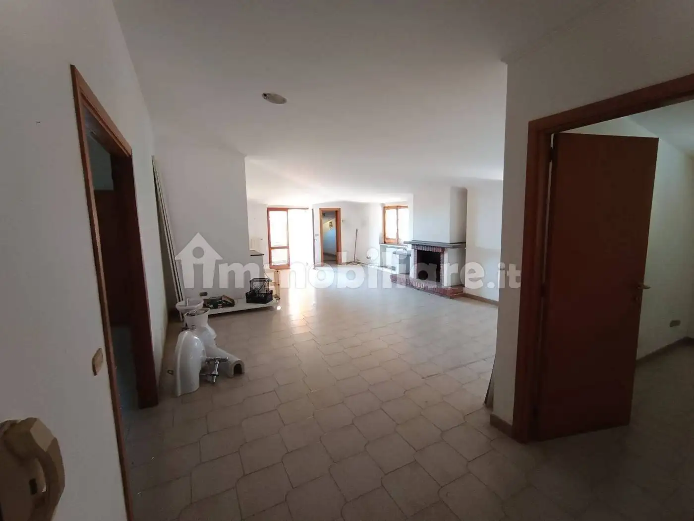 Appartamento in vendita a Davoli