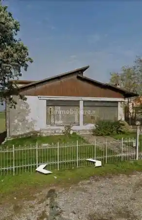 Villa in vendita a Voghera