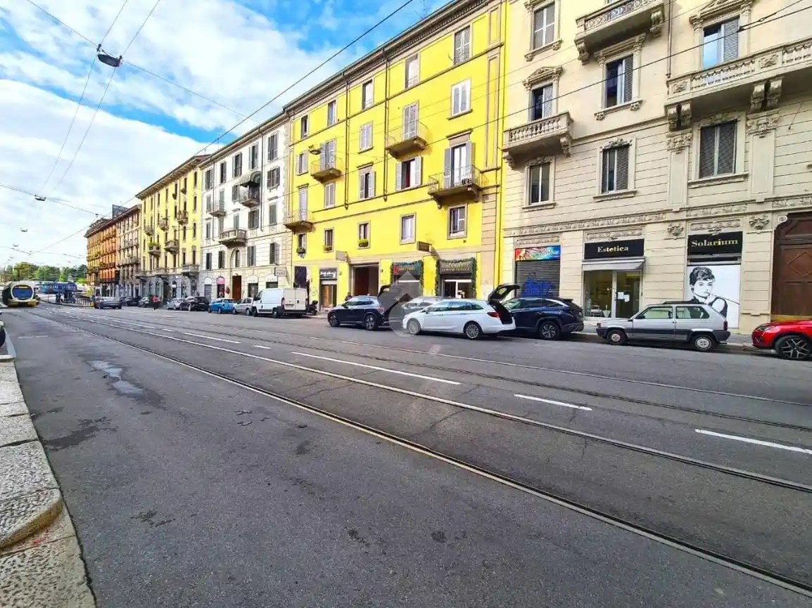 Bilocale via Carlo Farini 36, Isola, Milano - foto 2