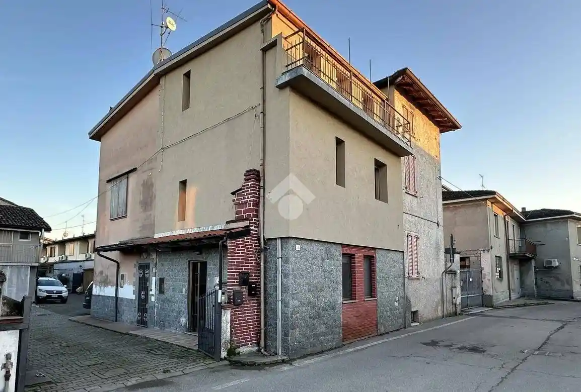 Casa indipendente in vendita a Pandino