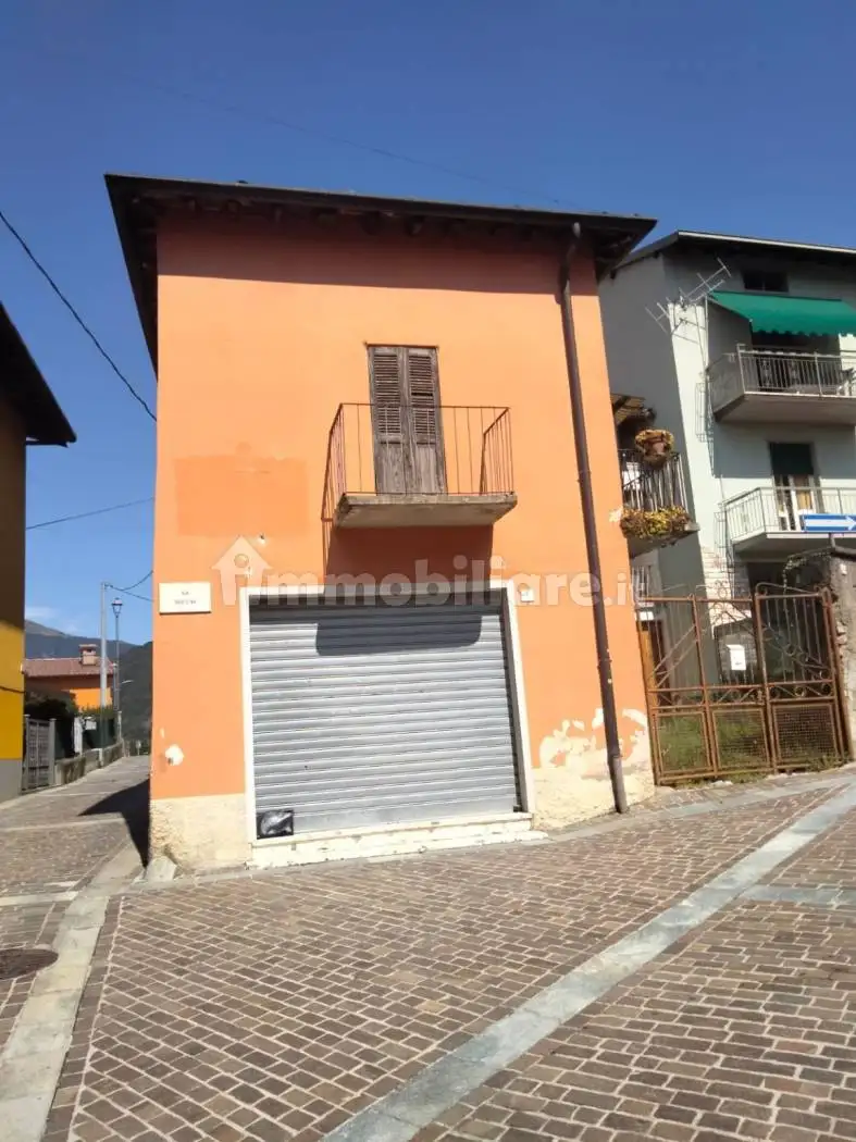 Appartamento in vendita a Monasterolo del Castello