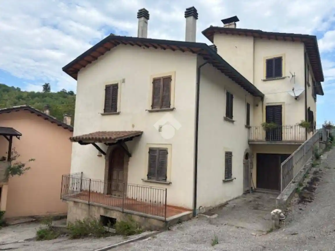 Casa indipendente in vendita a Nocera Umbra