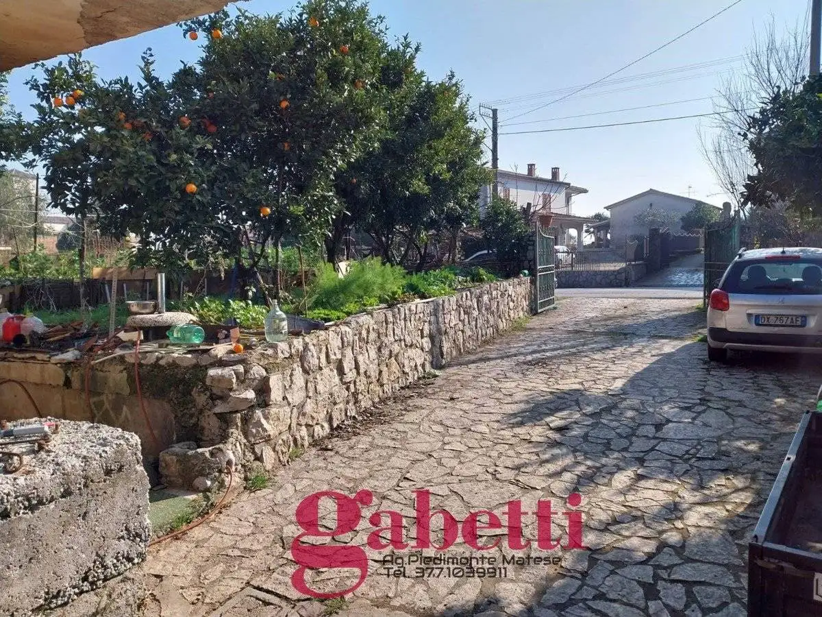 Terratetto unifamiliare via Annunziata, 23, Latina, Baia e Latina - foto 2