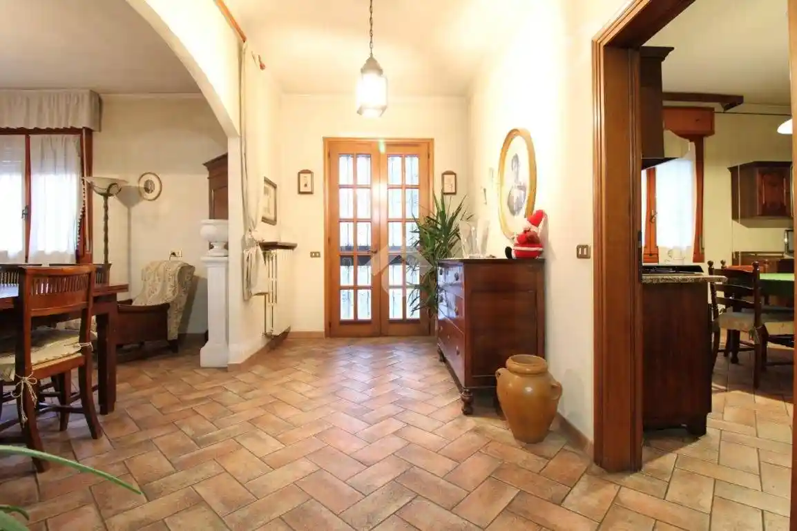 Villa in vendita a Sassuolo