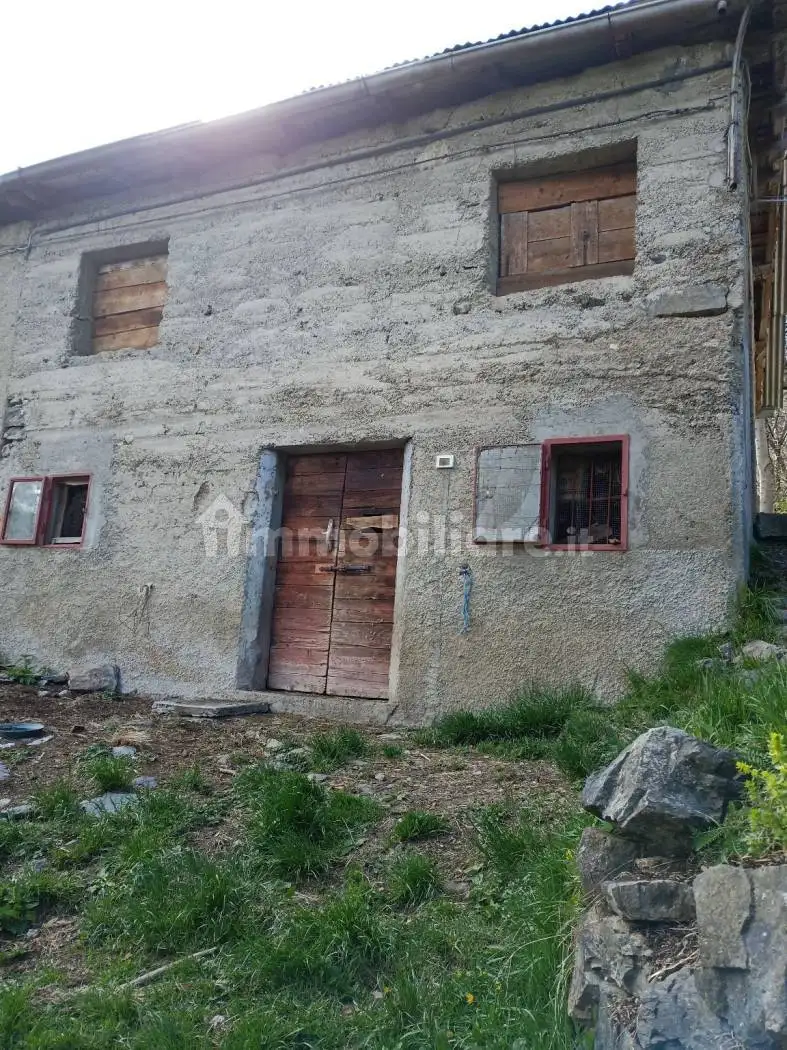 Rustico - Casale in vendita a Valtorta