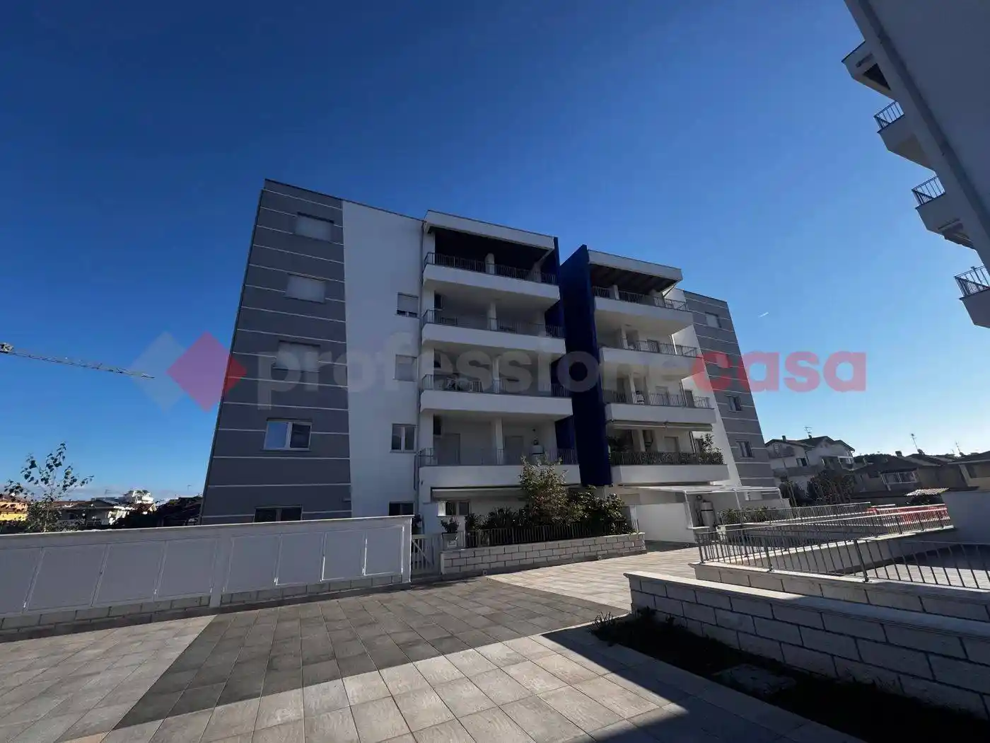 Trilocale via Trieste 241, Centro, Giulianova - foto 3