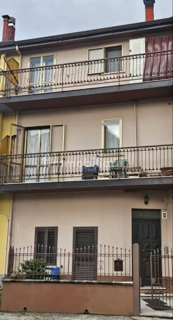 Casa indipendente in vendita a Spadola