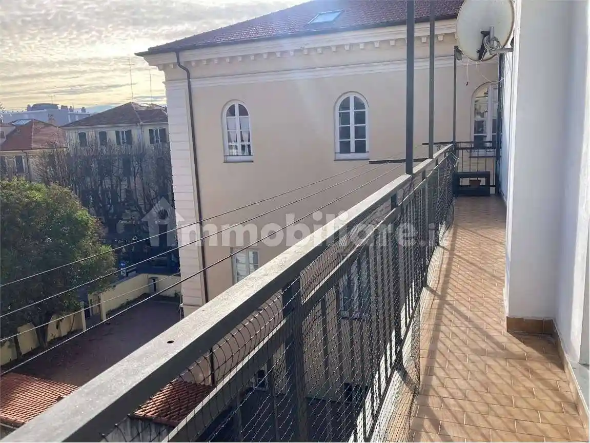 Appartamento in vendita a Albenga