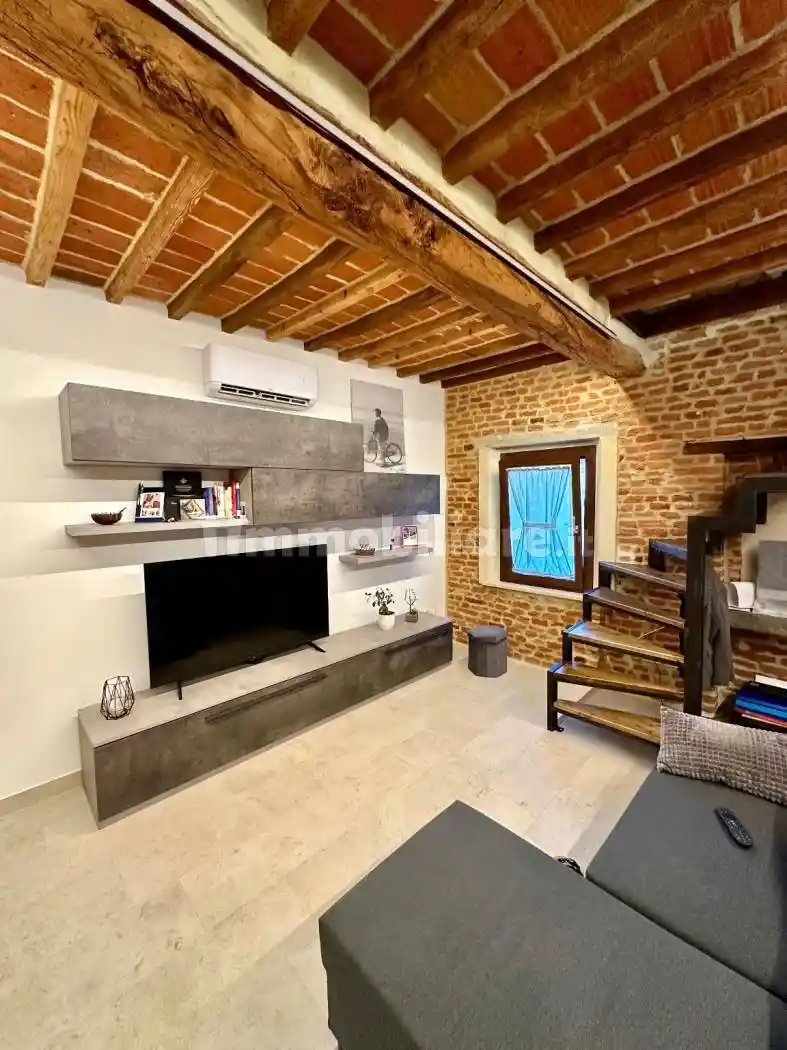 Casa indipendente in vendita a Montepulciano