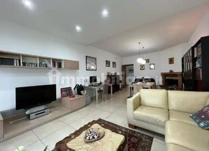 Appartamento in vendita a Lenola