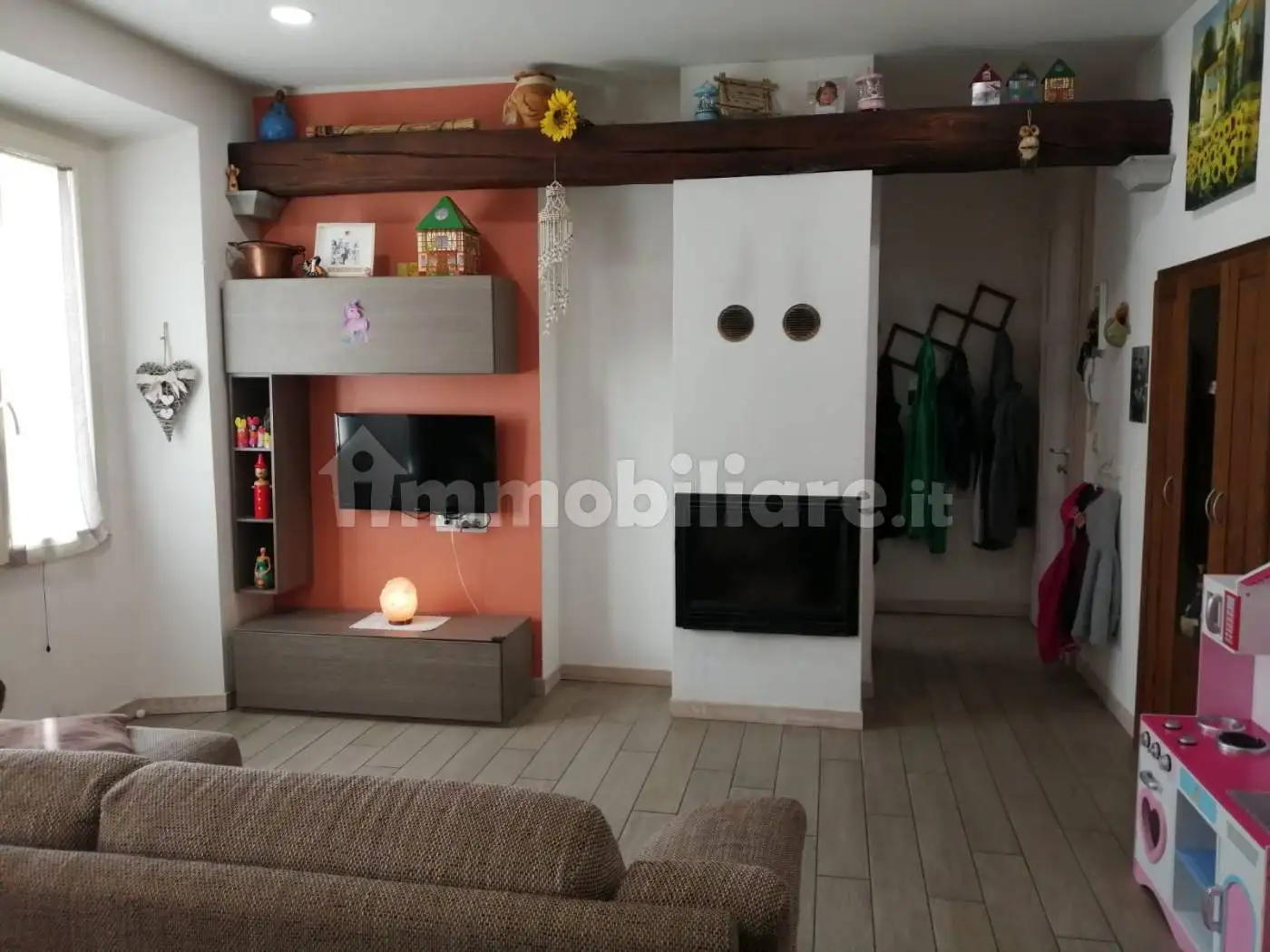 Appartamento in vendita a Santa Sofia