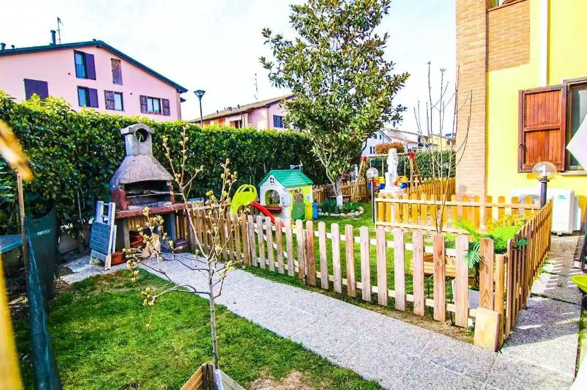 Appartamento in vendita a Torrile