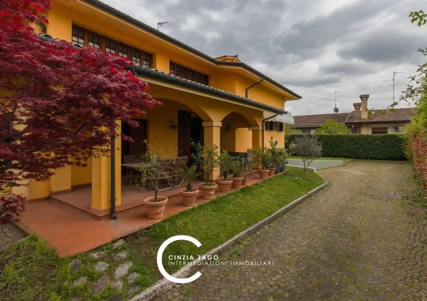 Villa in vendita a Paese