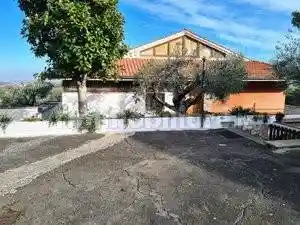 Villa in vendita a Frascati