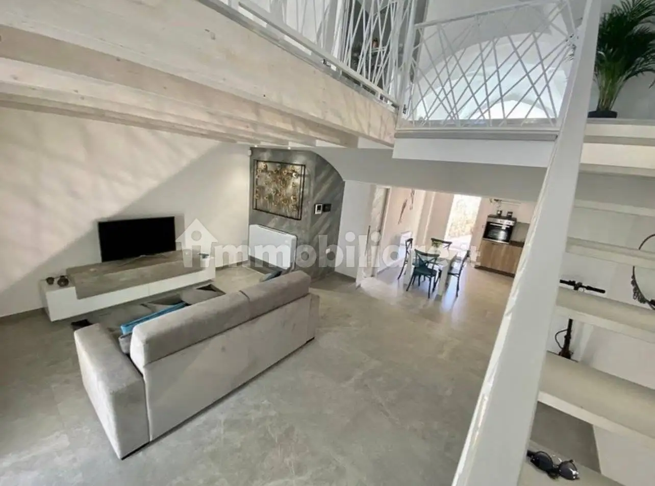 Casa indipendente in affitto a Racale