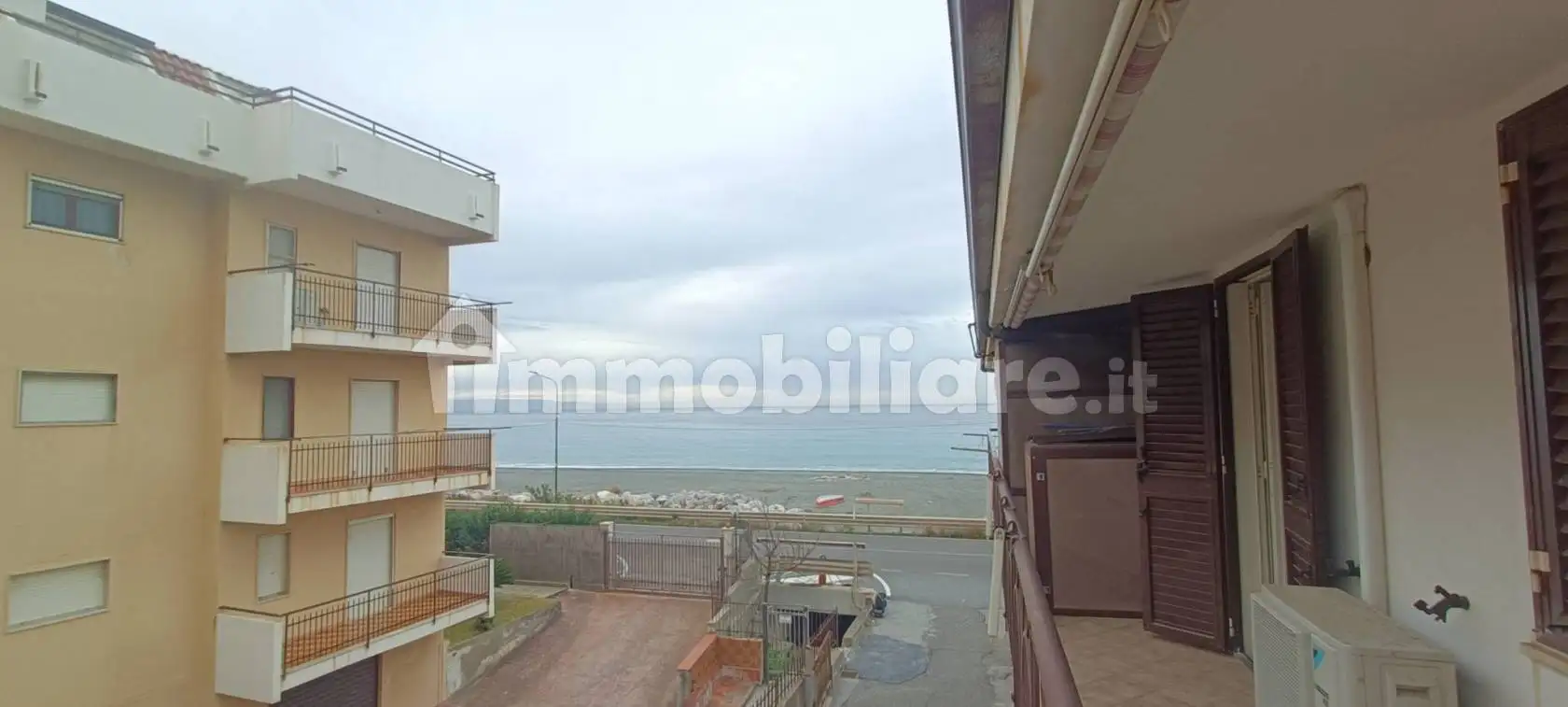 Appartamento in vendita a Falerna