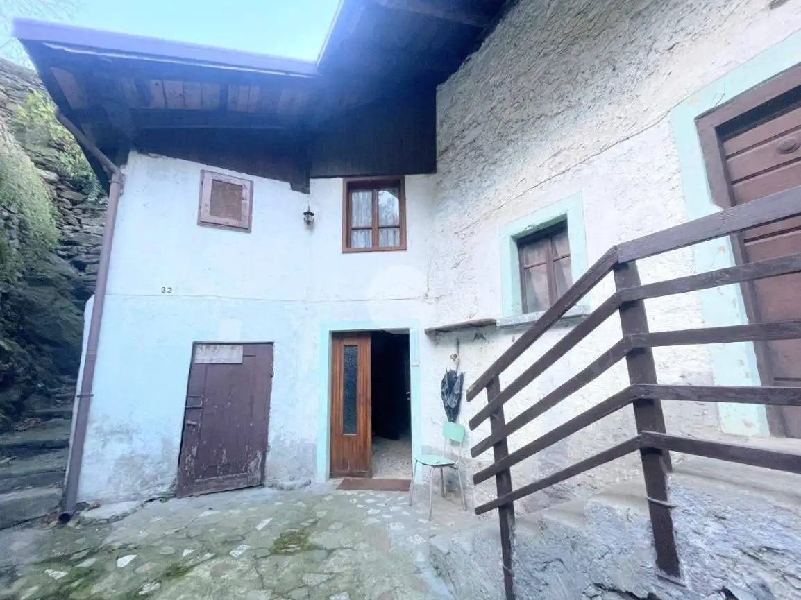 Casa indipendente in vendita a Berzo Demo