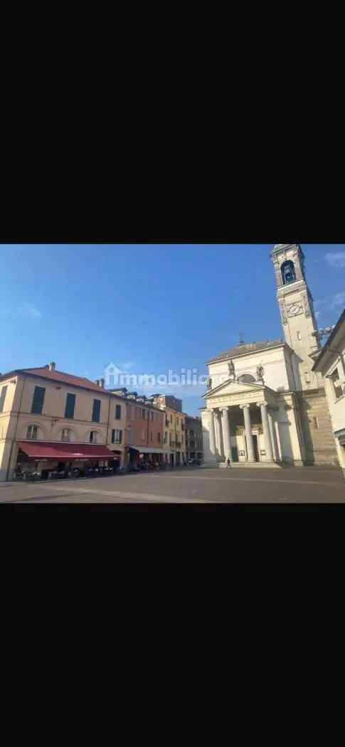 Appartamento in affitto a Rho