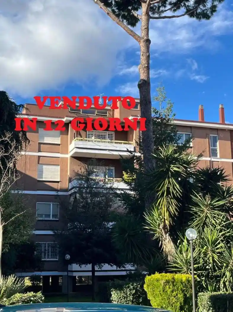 Appartamento in vendita a Roma