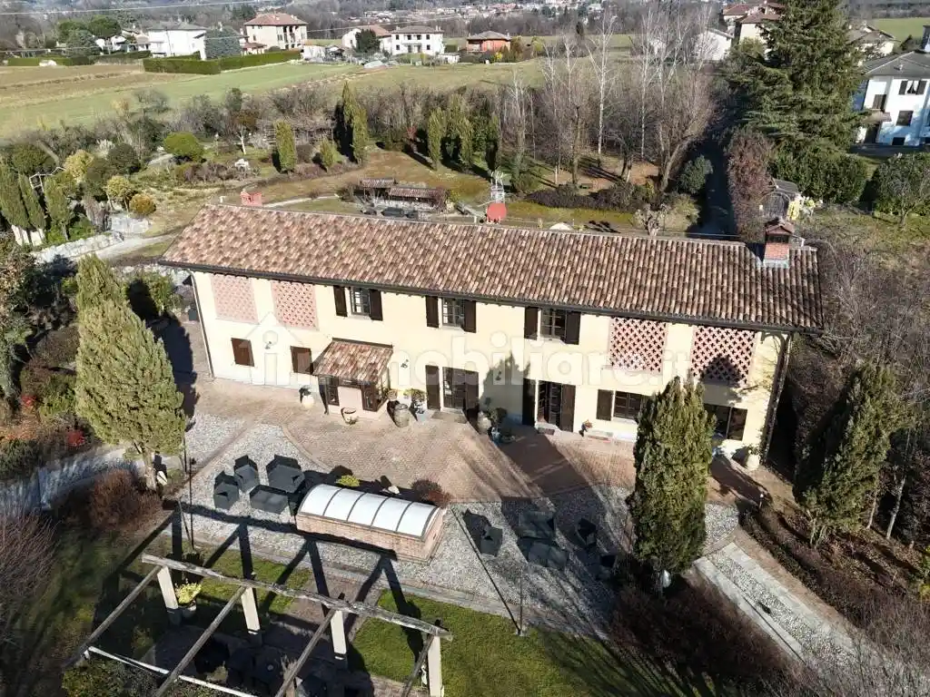 Villa in vendita a Osnago