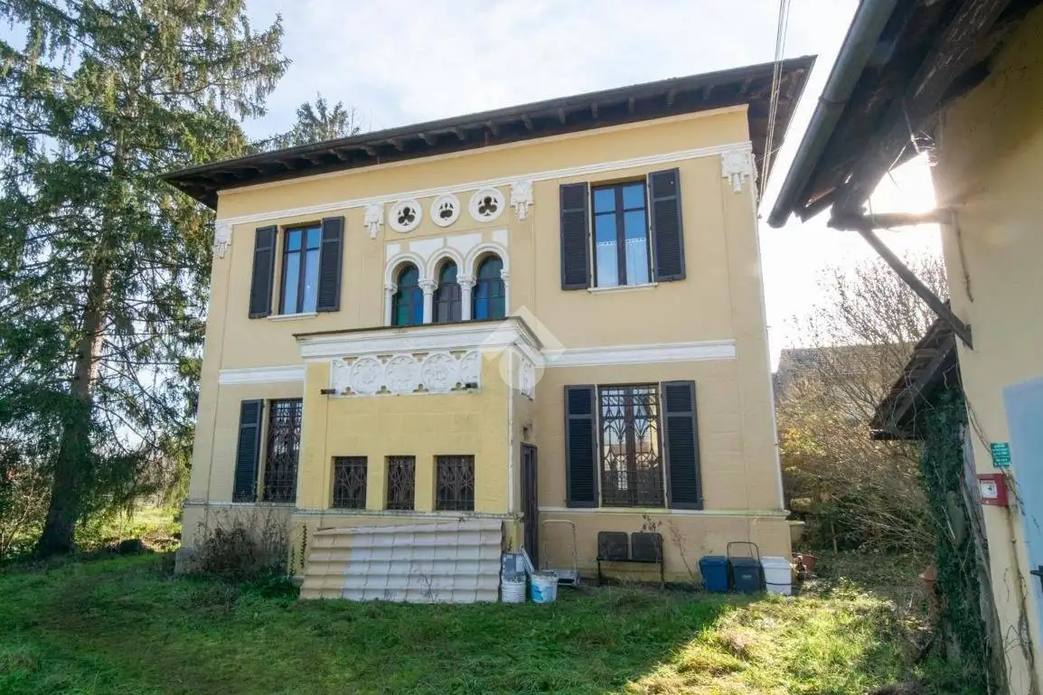 Villa in vendita a Candia Lomellina