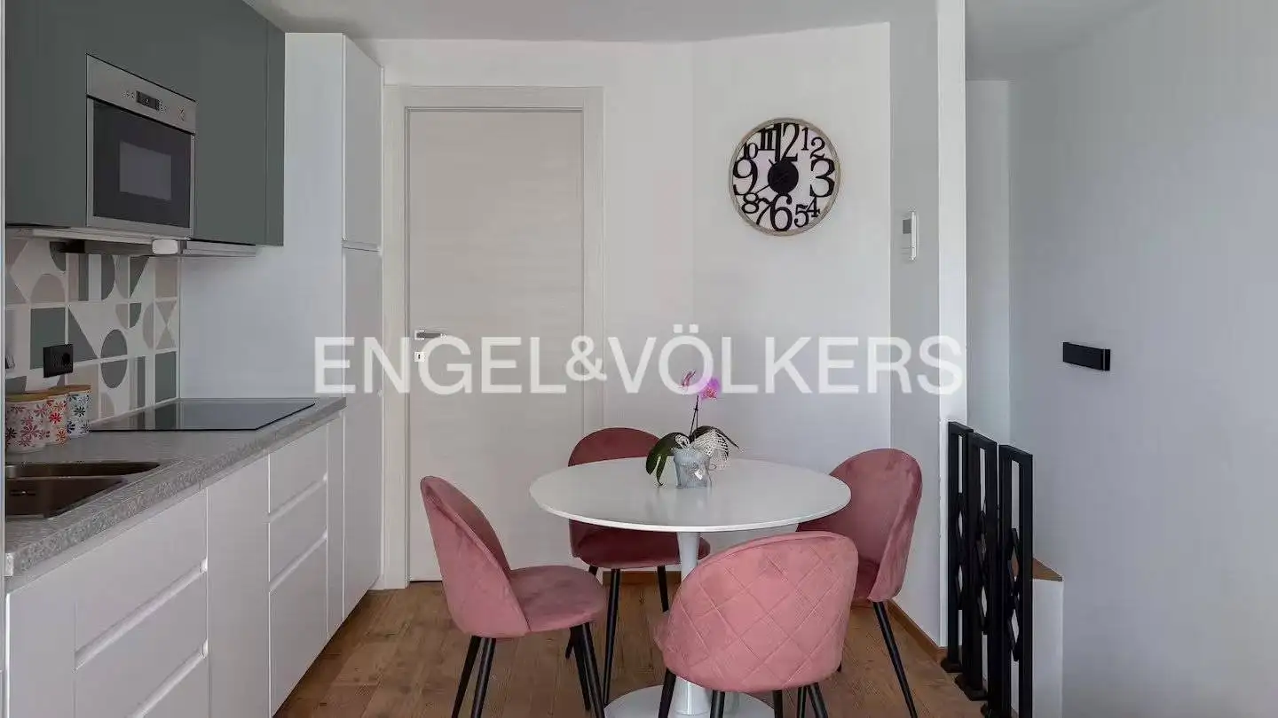 Trilocale piazza San Rocco 16, Centro, Fai della Paganella - foto 2