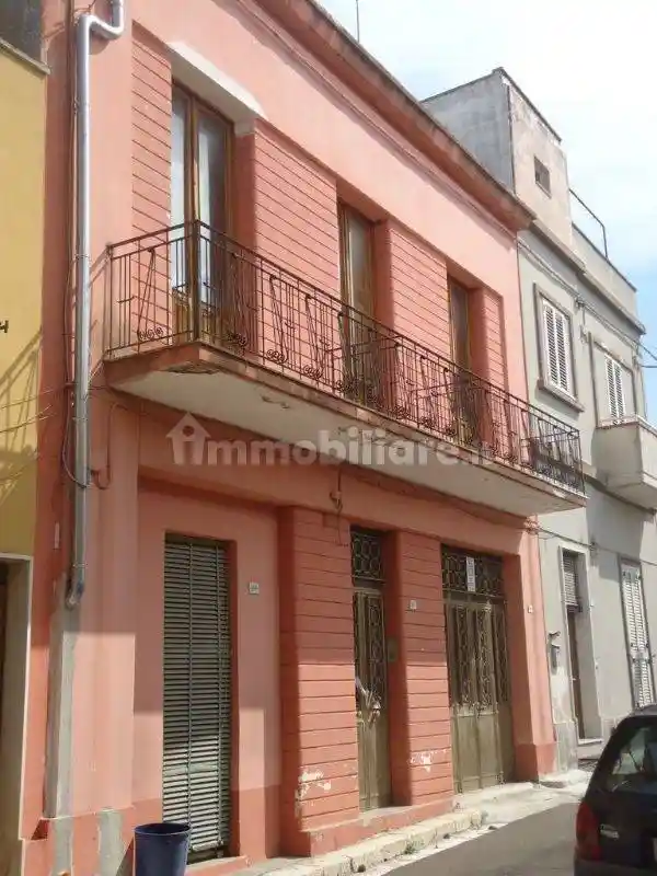 Casa indipendente in vendita a Parabita