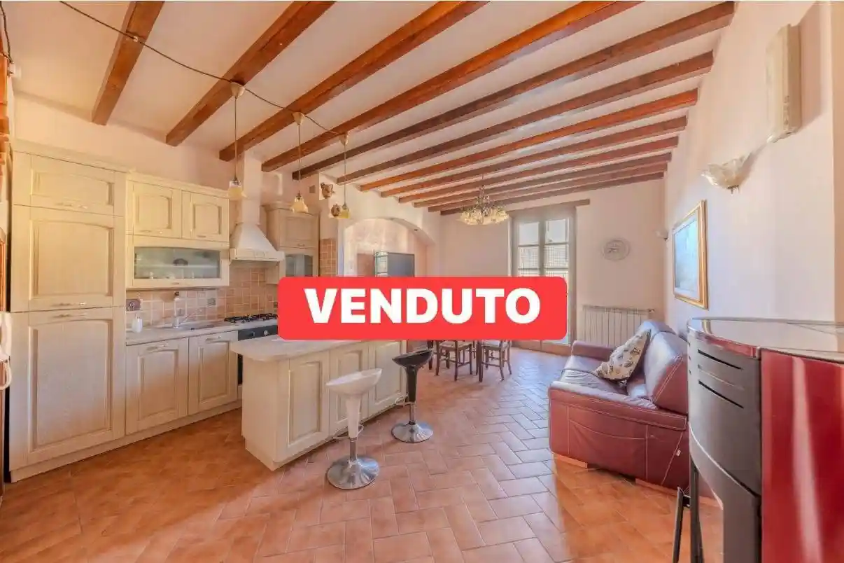 Casa indipendente in vendita a Capodimonte