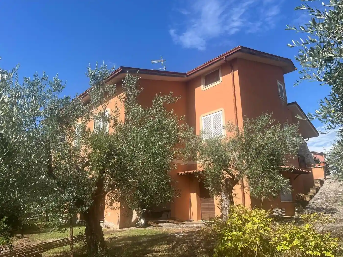 Villa in vendita a Zagarolo