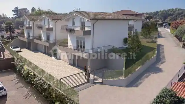 Villa in vendita a Appiano Gentile