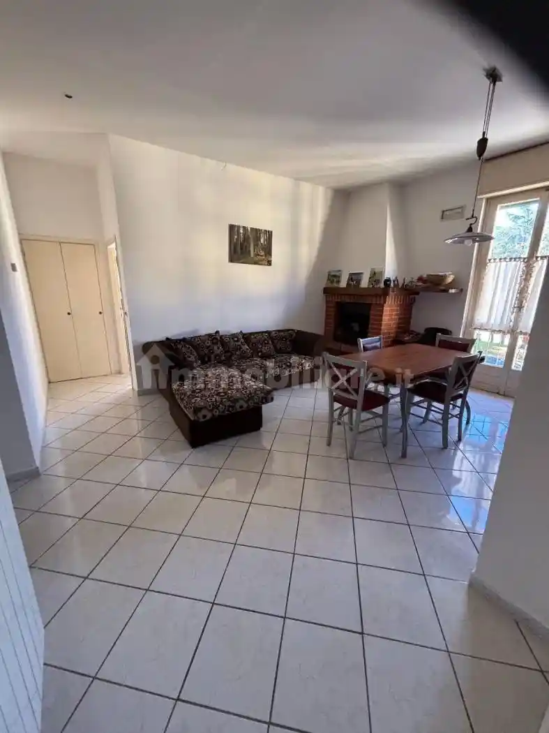 Appartamento in vendita a Cavriglia