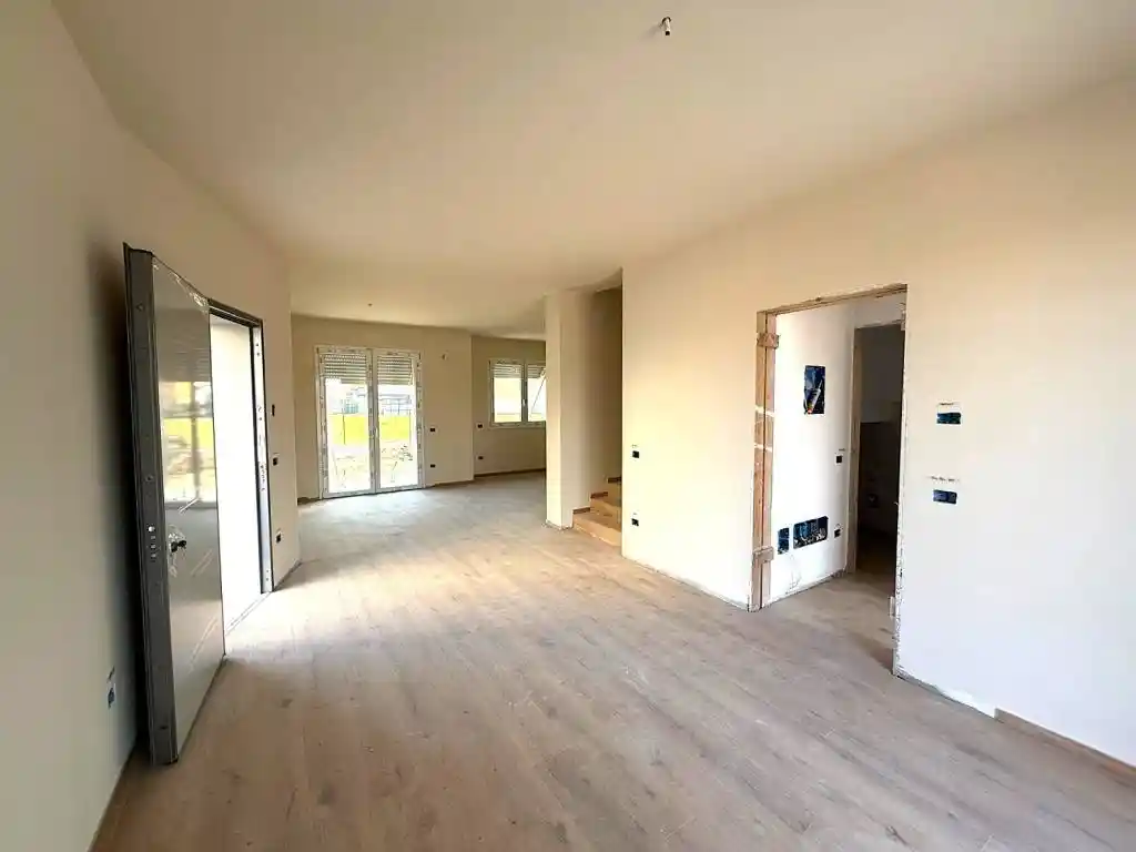 Villa in vendita a Finale Emilia