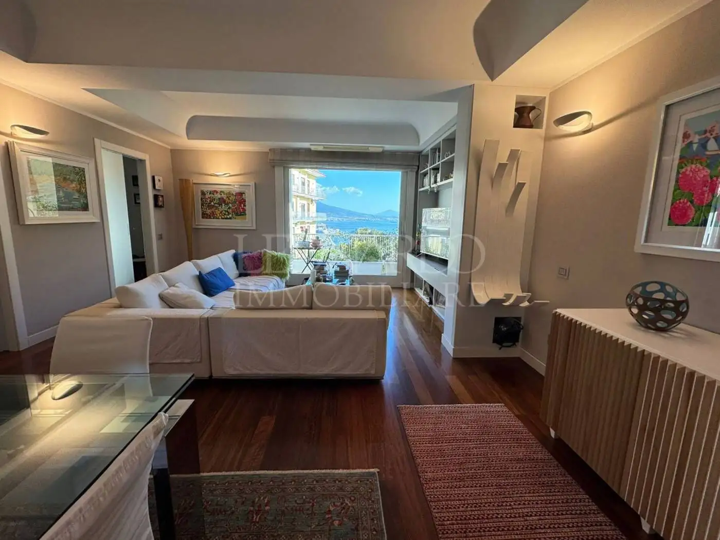 Appartamento in vendita a Napoli