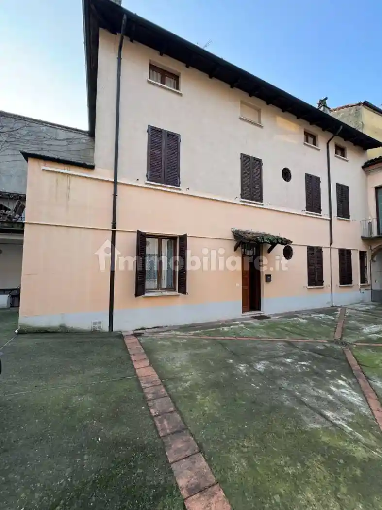 Villa in vendita a Cremona
