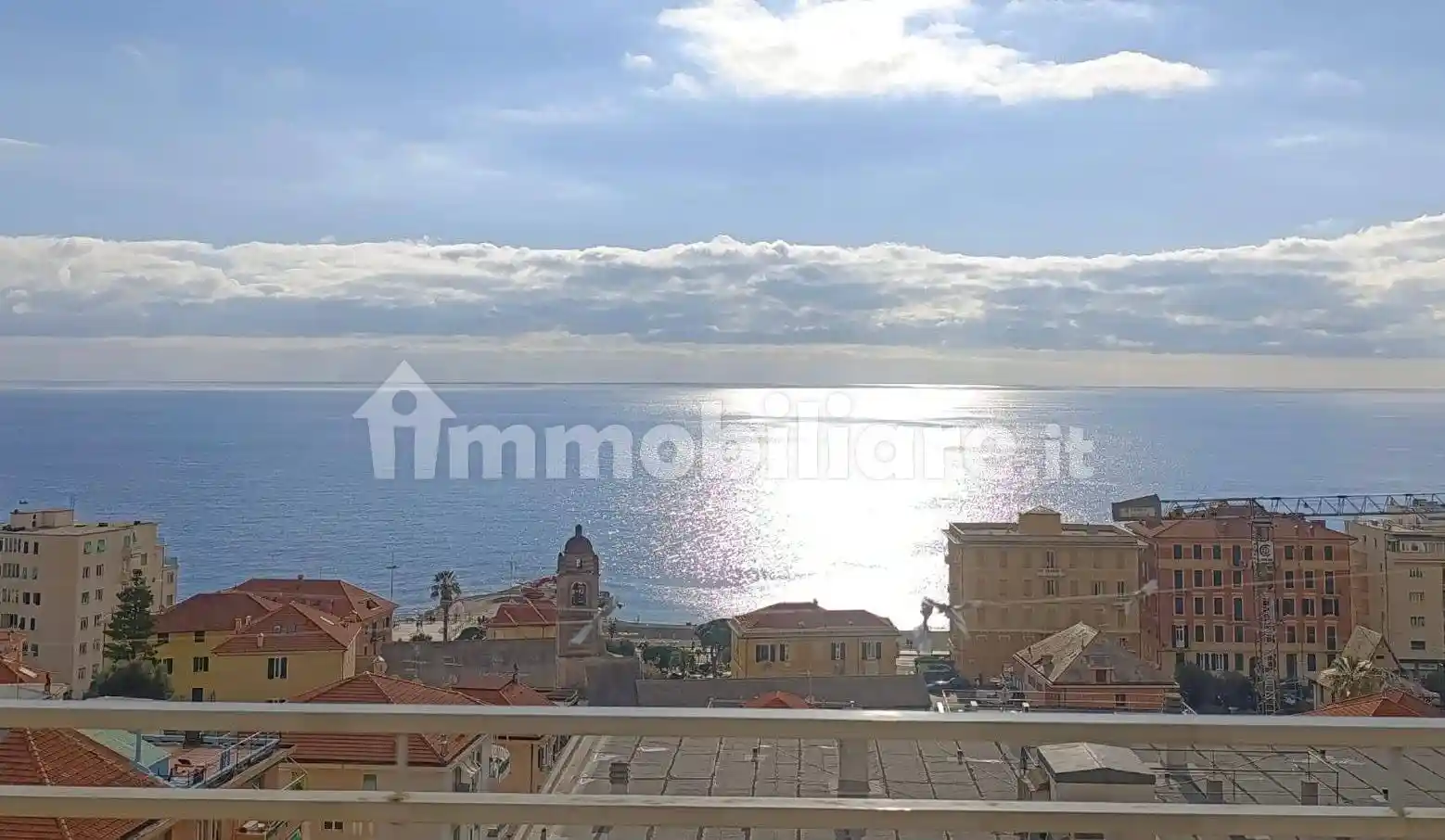 Appartamento in vendita a Varazze