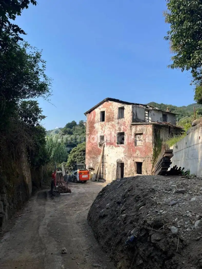 Appartamento in vendita a Carasco