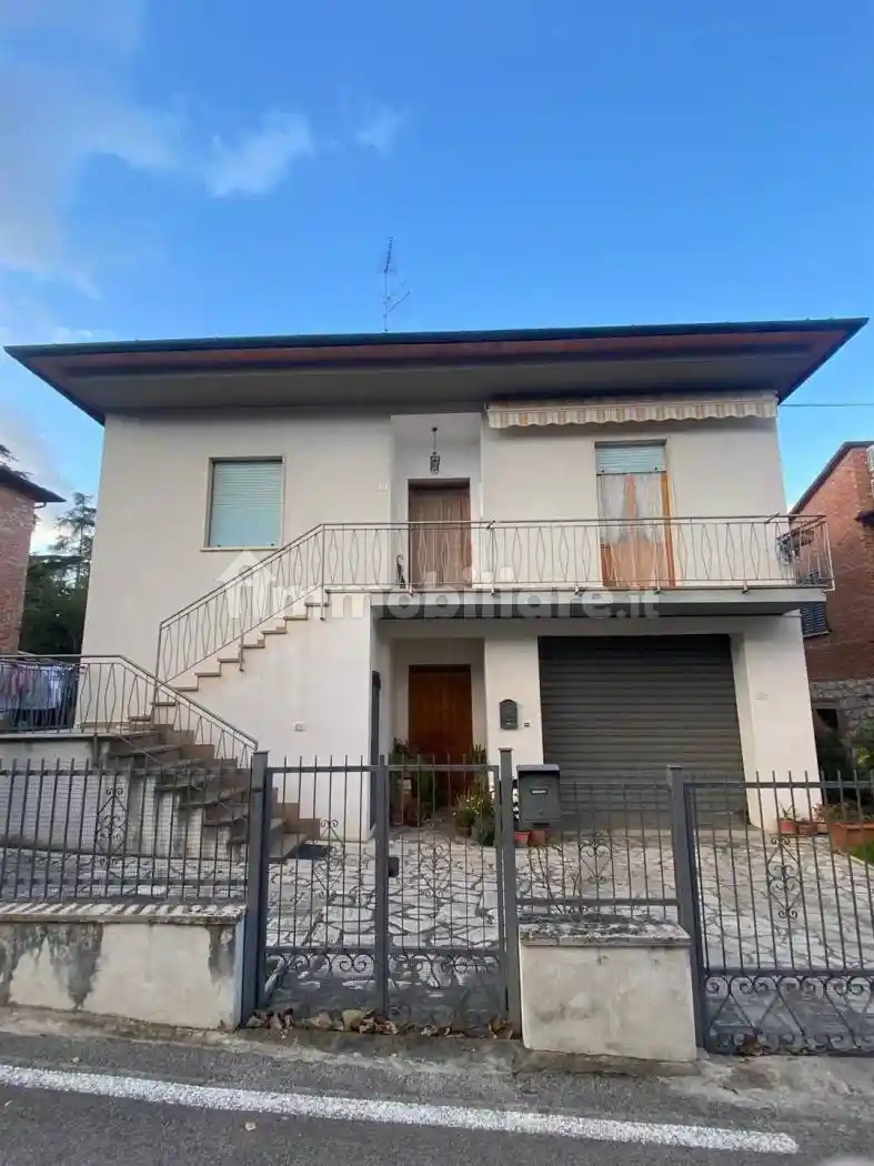 Villa in vendita a Sinalunga