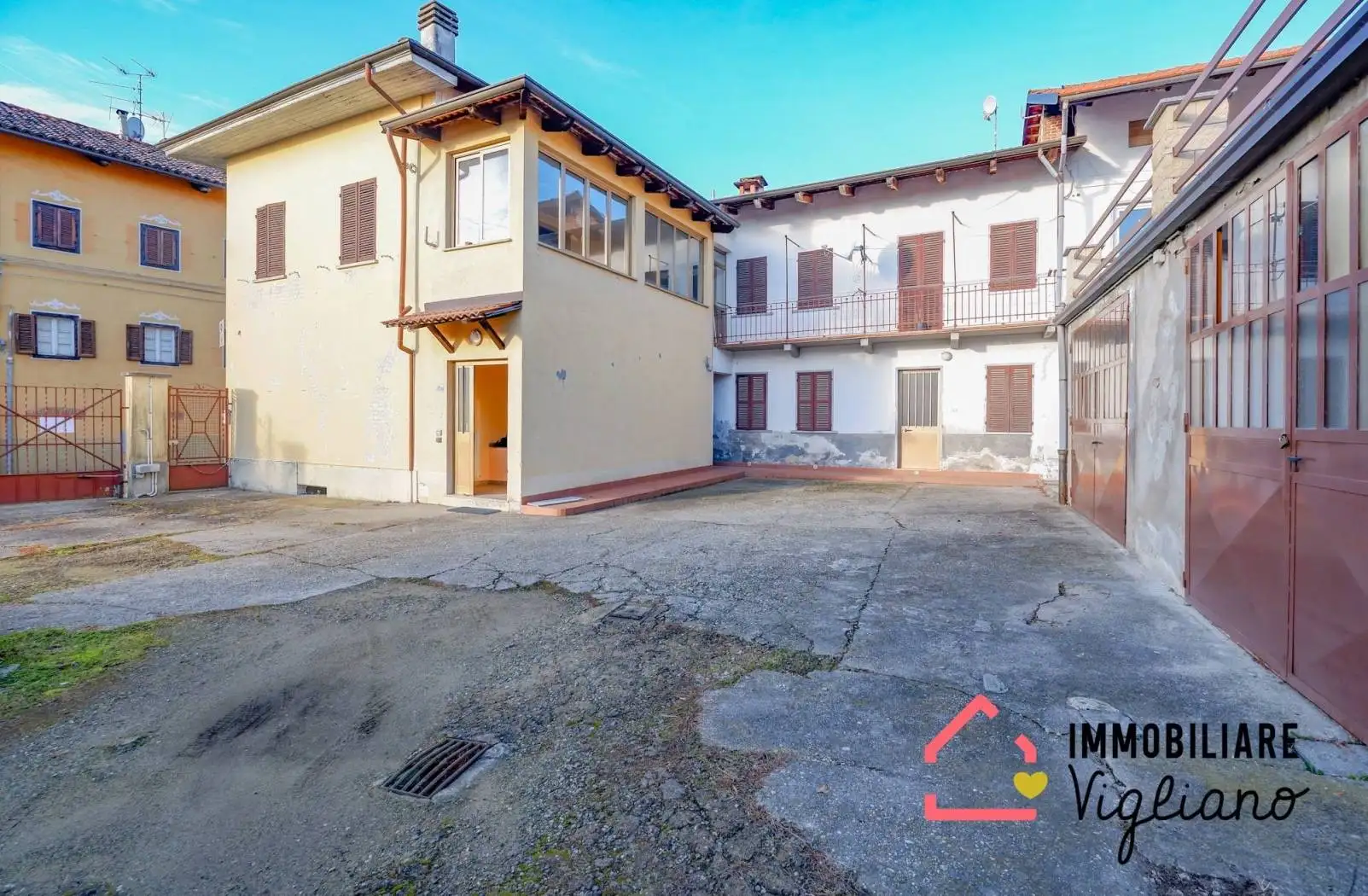 Casa indipendente in vendita a Sala Biellese