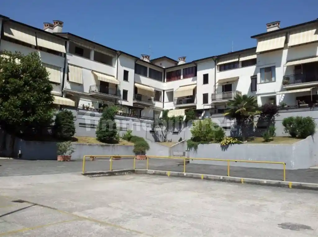 Appartamento in vendita a Cave